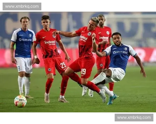 2018年足球联赛精彩回顾与各大球队表现分析